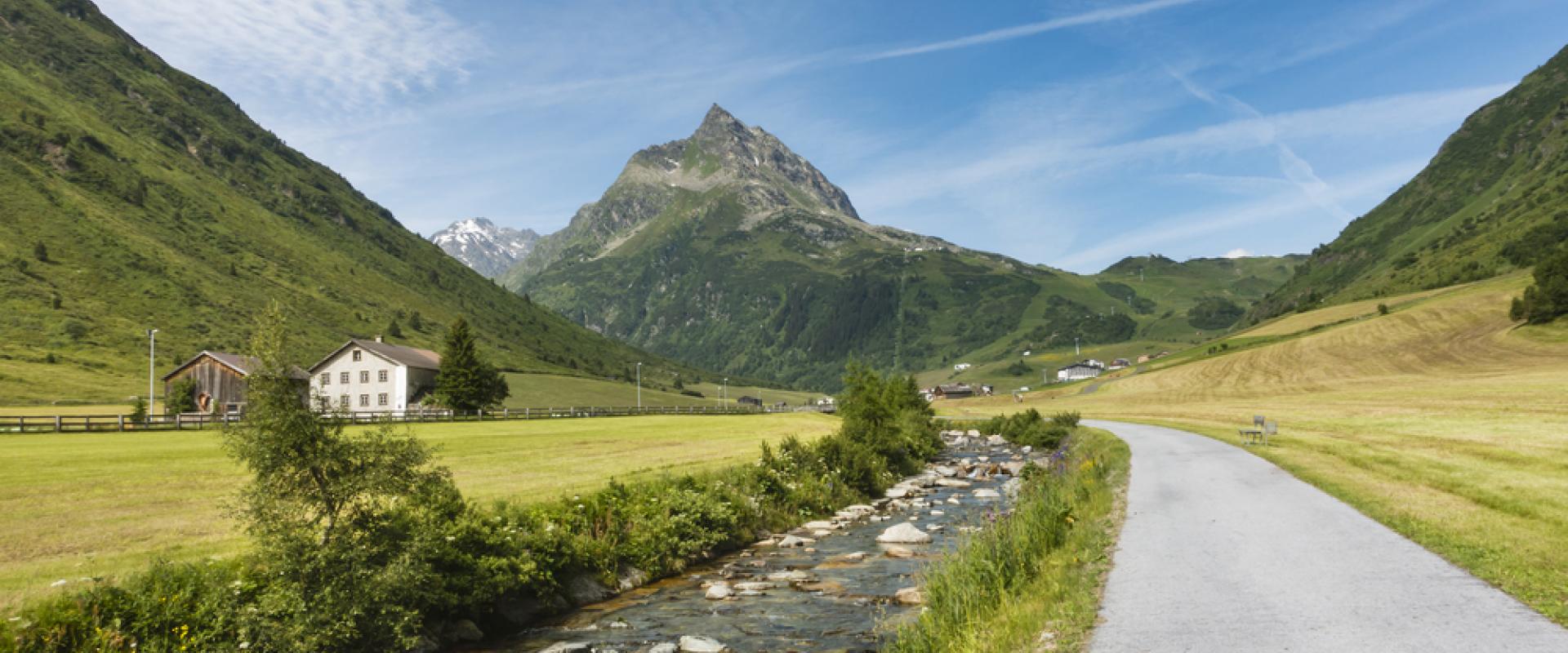 Am Fluß Trisanna entlang bis Kops Stausee